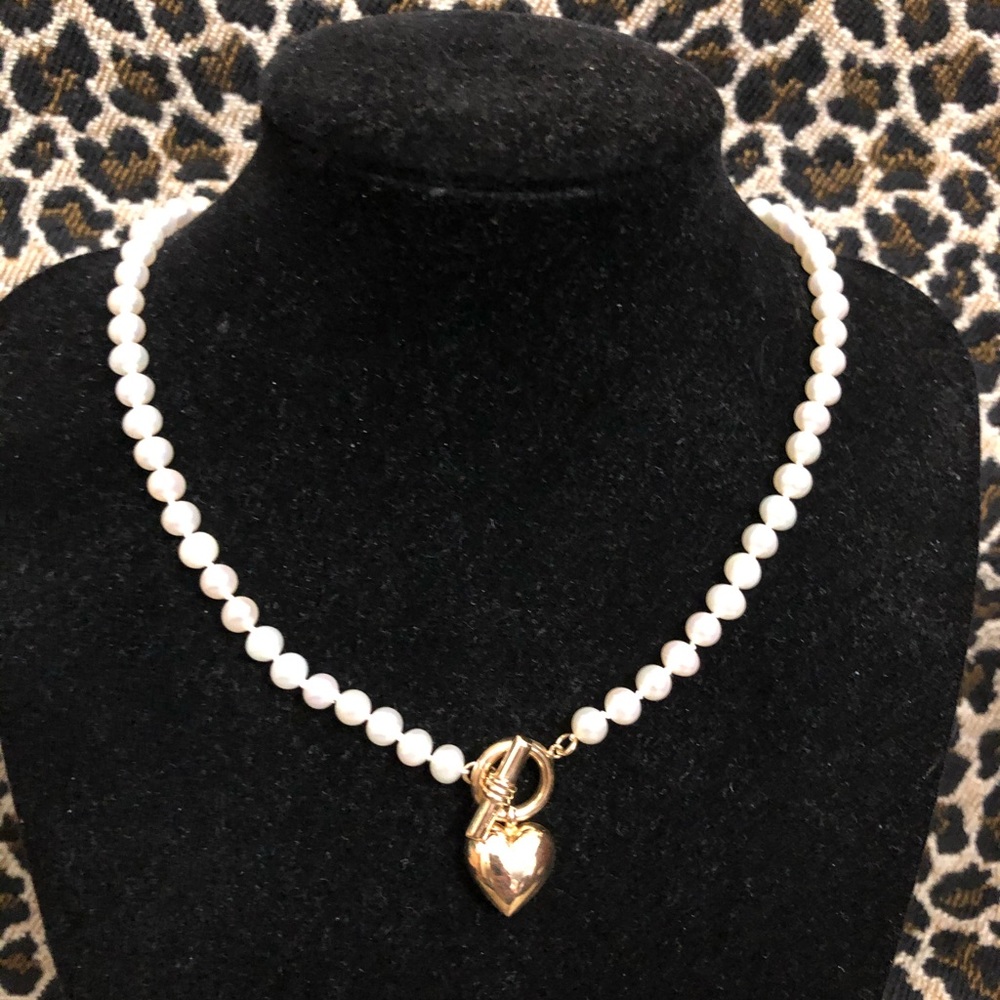 Freshwater pearl & 14K gold heart necklace